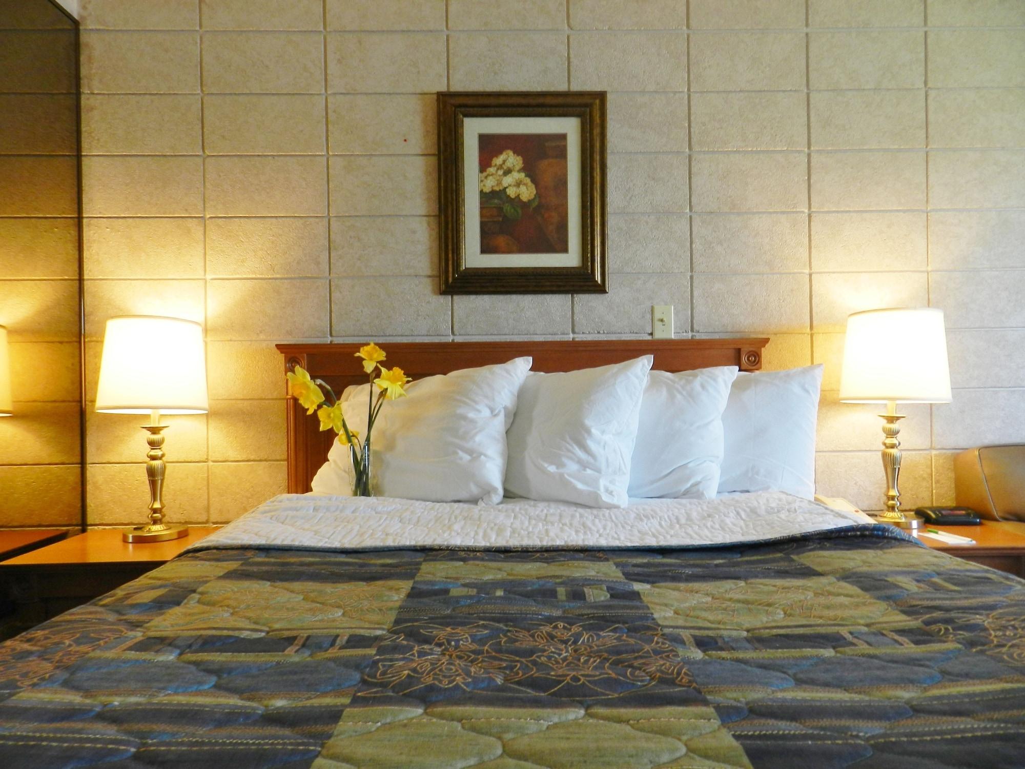 Capri Inn Saint Catharines ภายนอก รูปภาพ